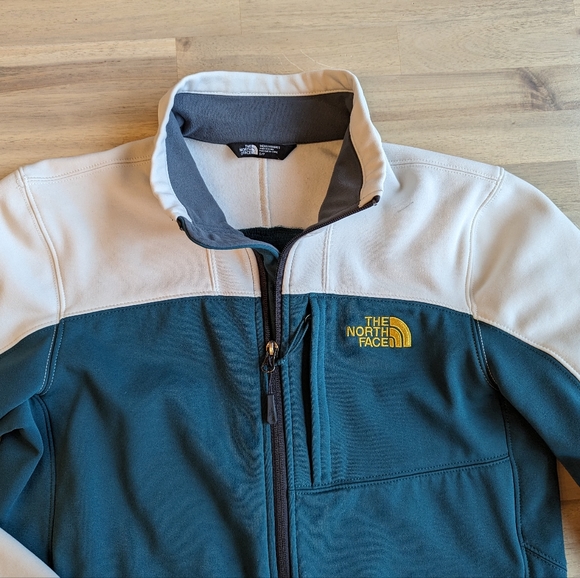The North Face Men's Jacket Small - Picture 2 of 3